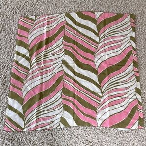 🩷💚Trina Turk Pink and Green Striped Scarf💚🩷